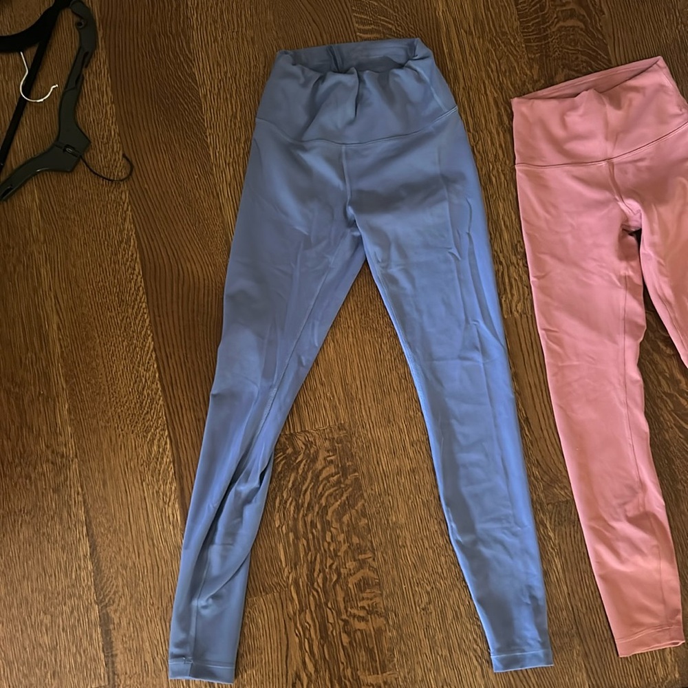 blue lululemon wunder under leggings size 6